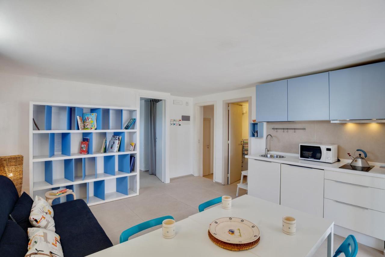 Casalmare Apartments One Step From The Sea Мола ди Бари Екстериор снимка