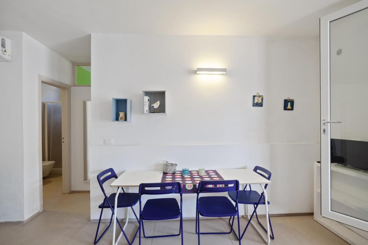 Casalmare Apartments One Step From The Sea Мола ди Бари Екстериор снимка